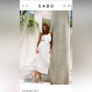 Sabo Skirt Penelope Scarf Top & Skirt
Perfect for bride!